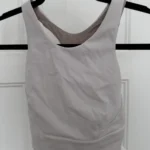 Featured thumbnail for Brassière sport beige pâle