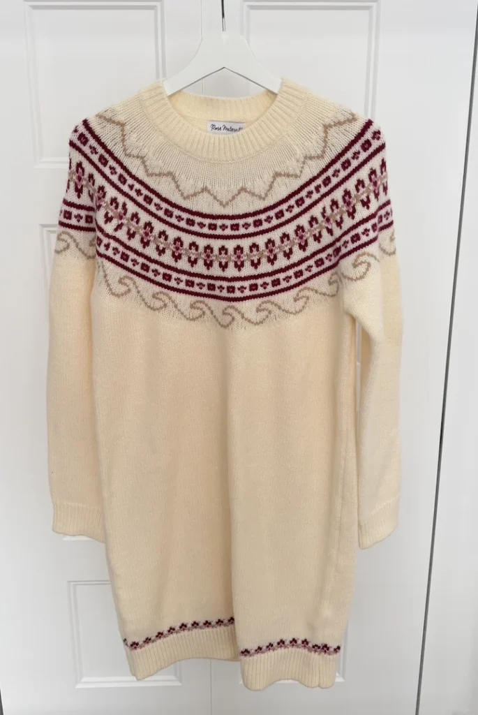 Featured image for Robe tricot crème style nordique