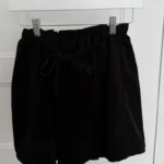 Featured thumbnail for Short noir taille haute