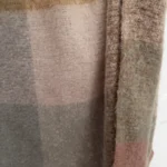 Thumbnail for Gros foulard ultra doux et fluffy parfait pour l’automne/hiver