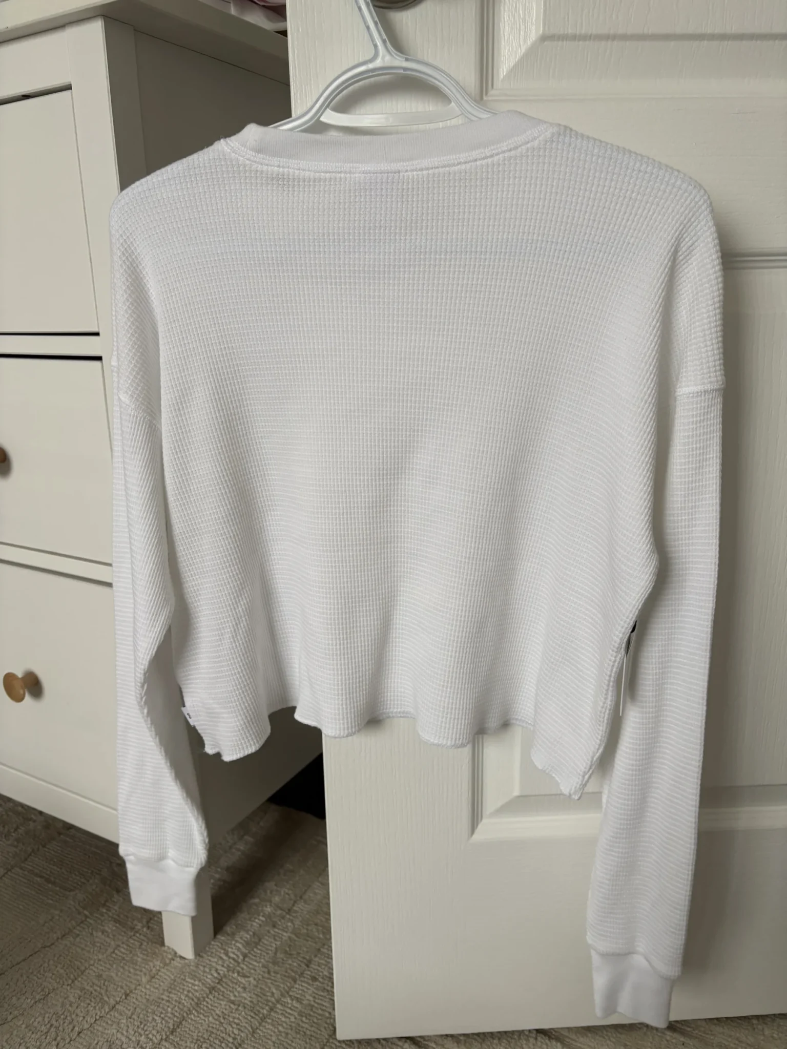 Image for Chandail gaufré blanc Aritzia