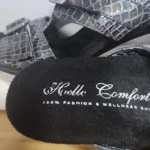 Thumbnail for Helle Comfort, sandale/mule, métallique gris/noir. Courroie ajustable.