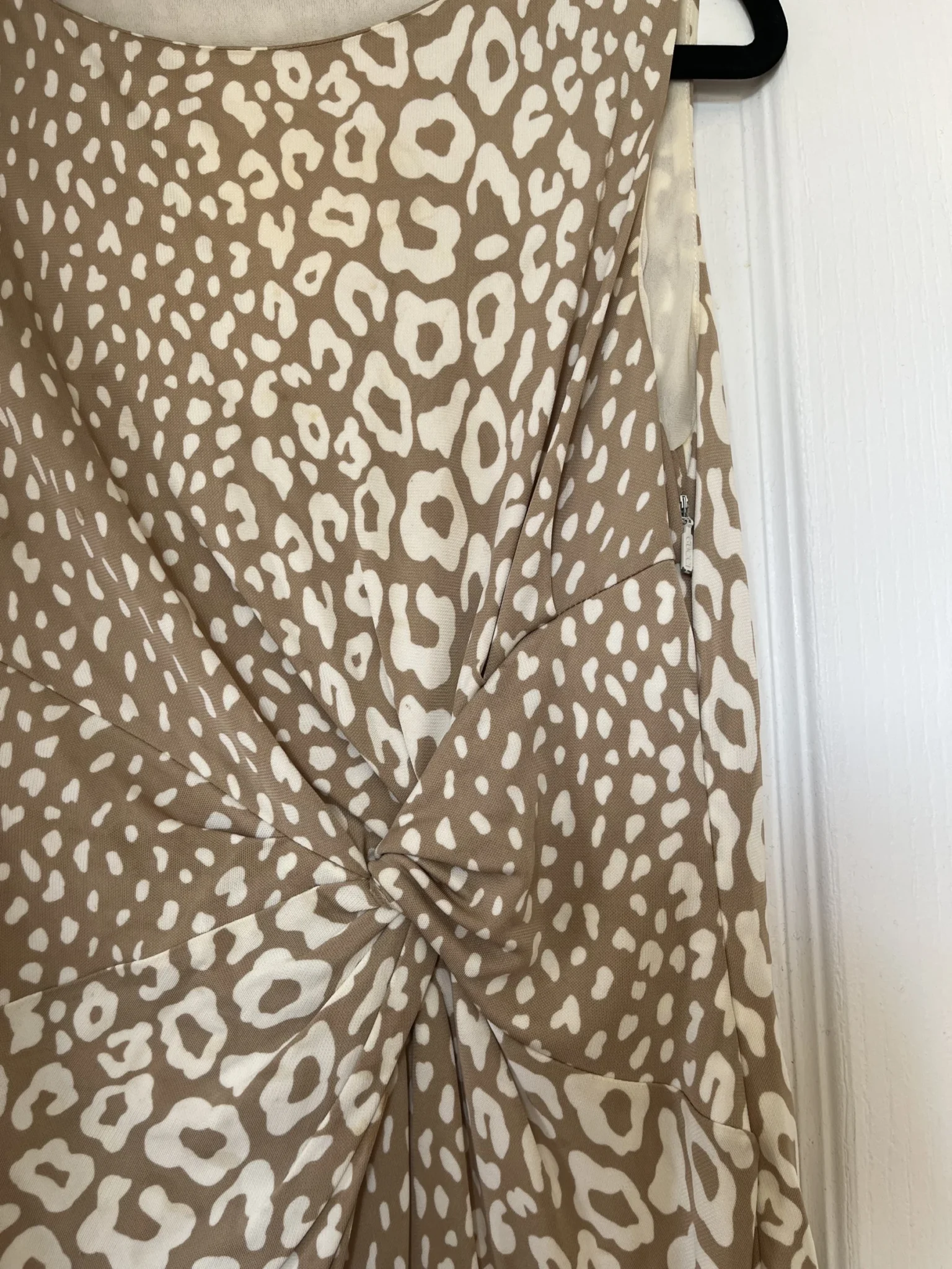 Image for Women's Gucci leopard top size L beige and white