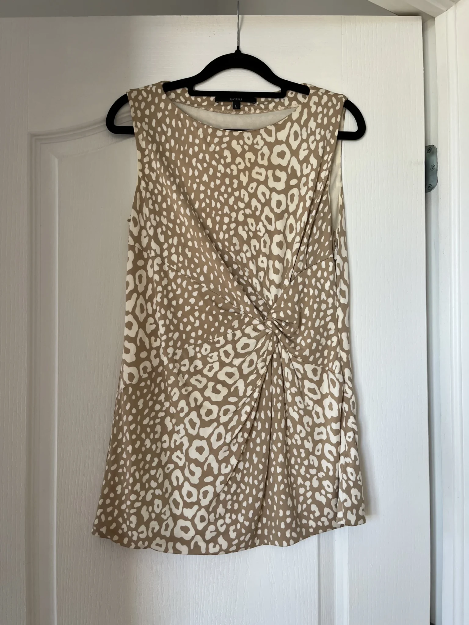 Image for Women's Gucci leopard top size L beige and white
