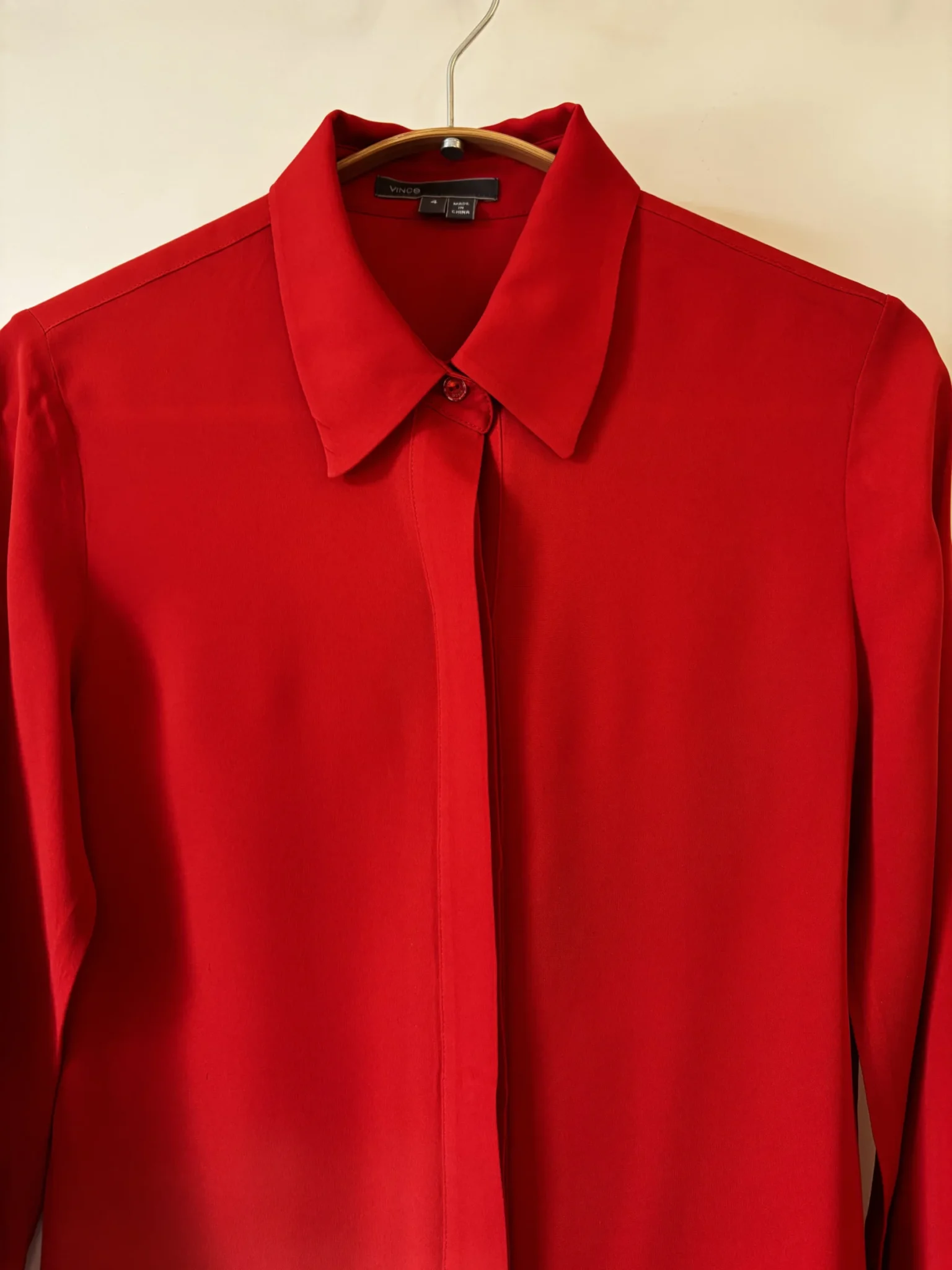 Image for ♥️Blouse 100% silk VINCE
