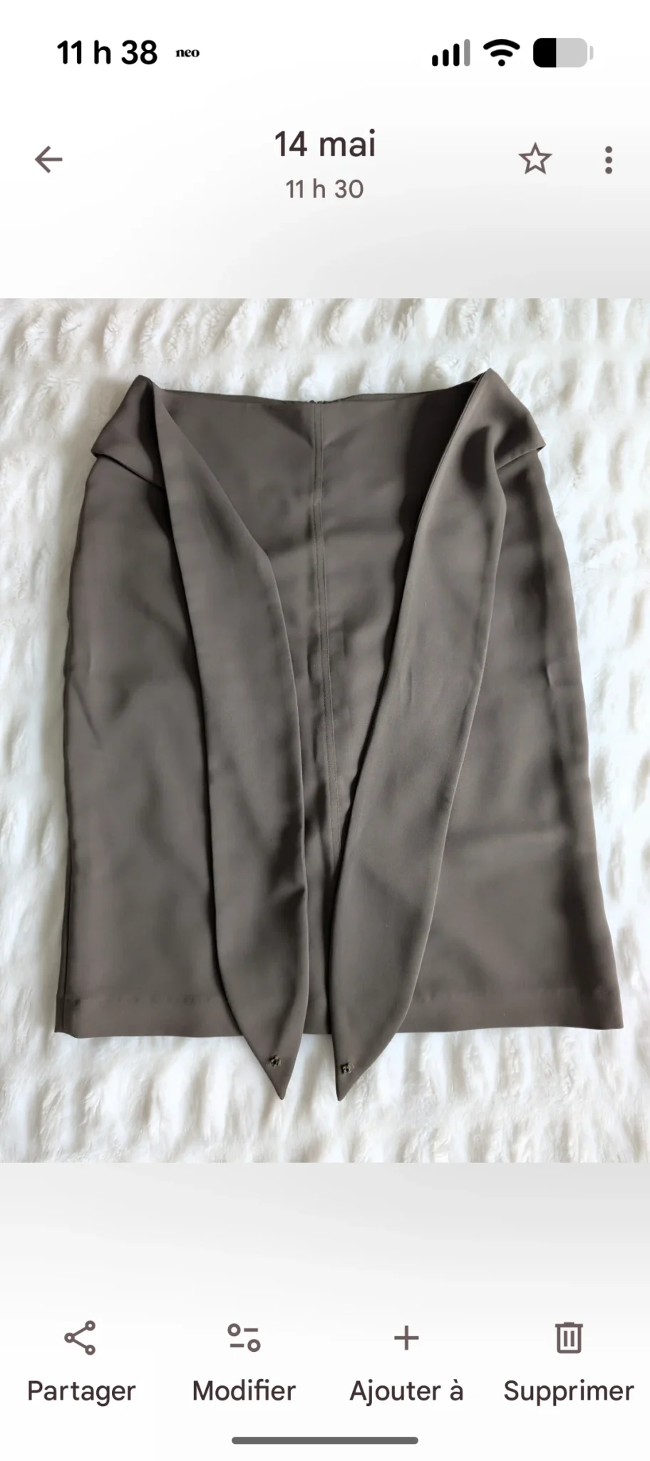 Image for Versatile 4-season flowing pencil skirt