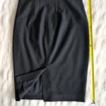 Thumbnail for Tailored skirt with stretch lining