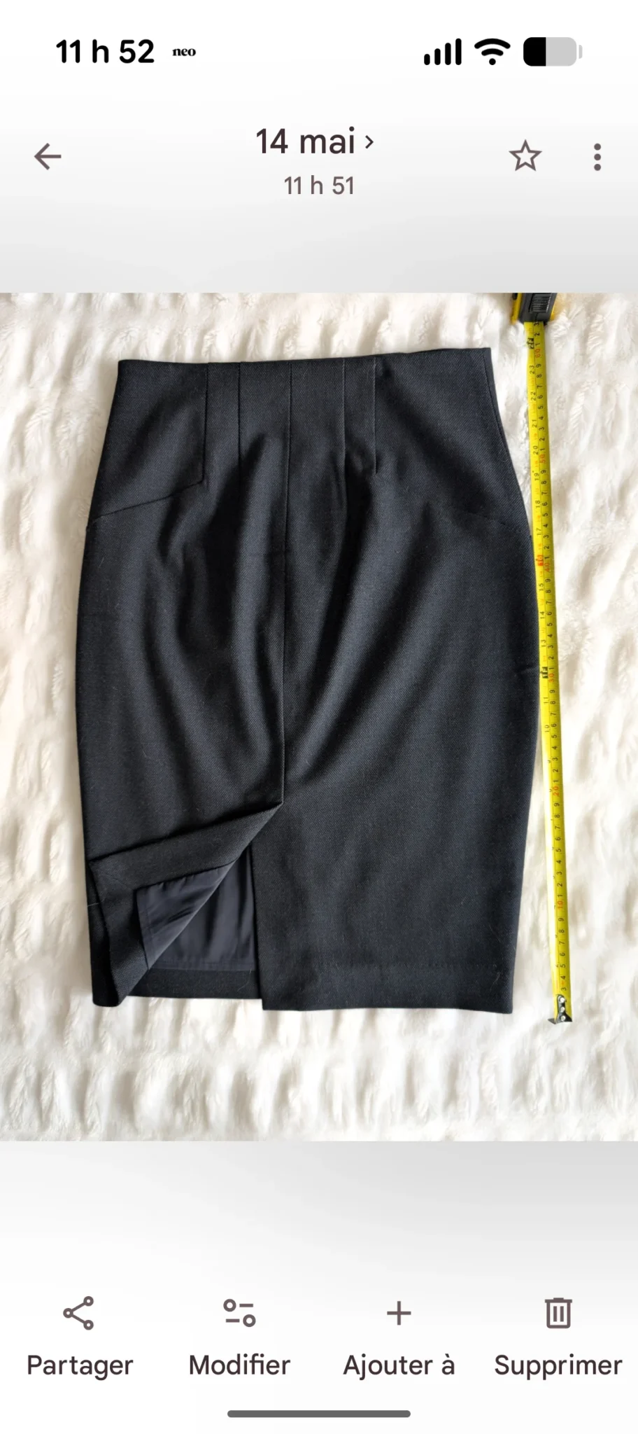 Image for Tailored skirt with stretch lining