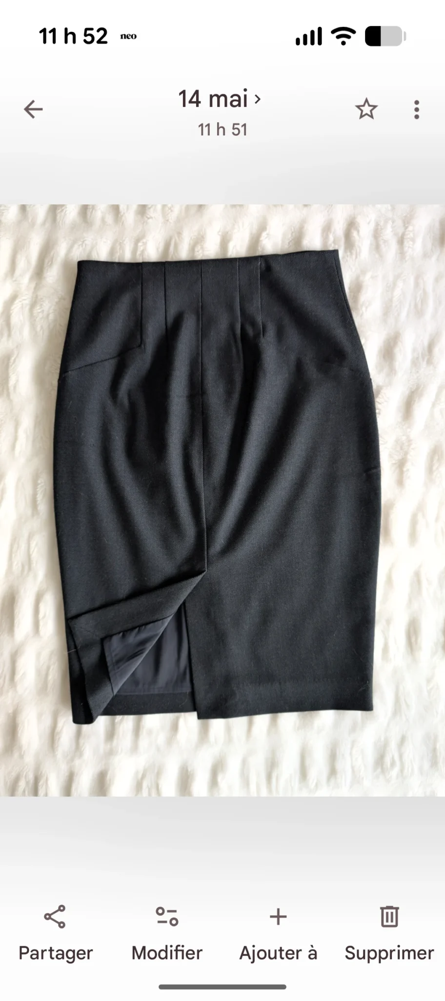Image for Tailored skirt with stretch lining