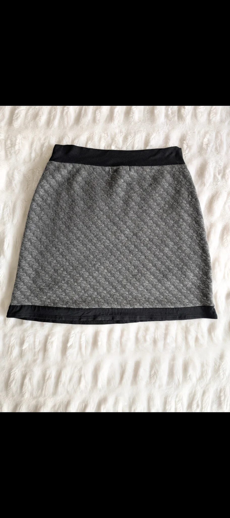 Featured image for Designer skirt Cherry Bobin