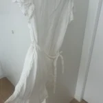 Featured thumbnail for Beautiful linen-effect summer dress by Aritzia
