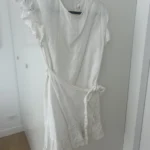 Thumbnail for Beautiful linen-effect summer dress by Aritzia