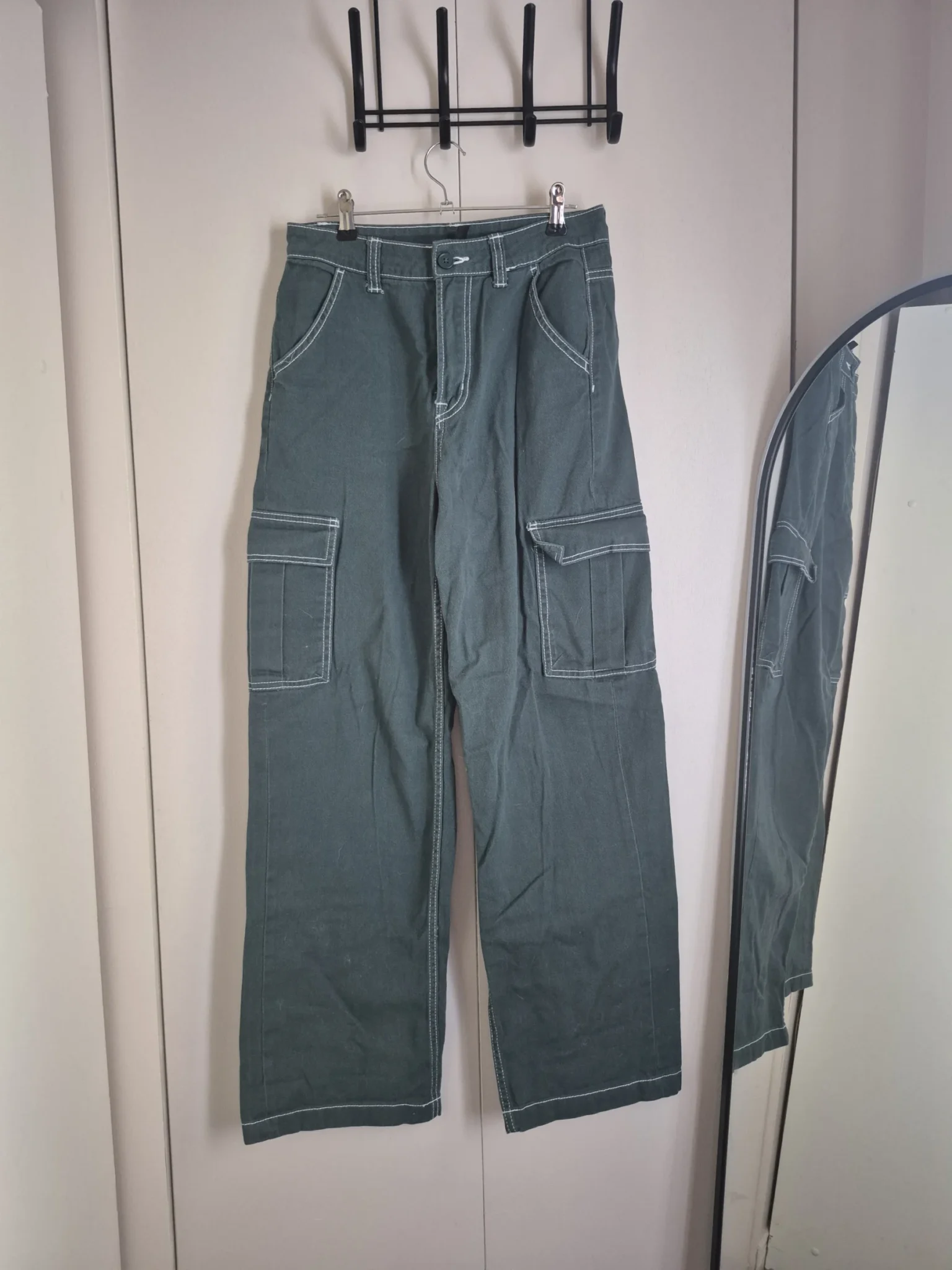Featured image for Pantalon HM taille haute grandeur 2 / 34