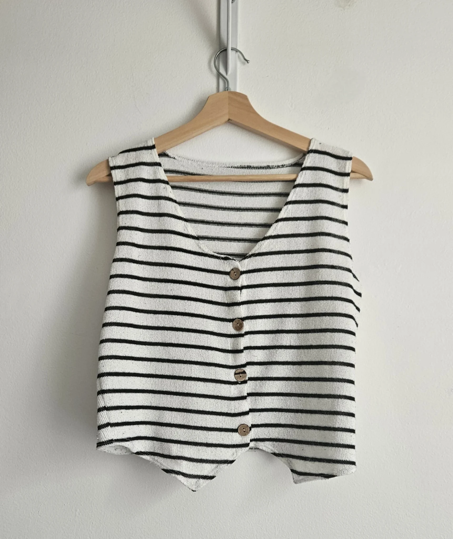 Featured image for 🌷 sleeveless striped jacket