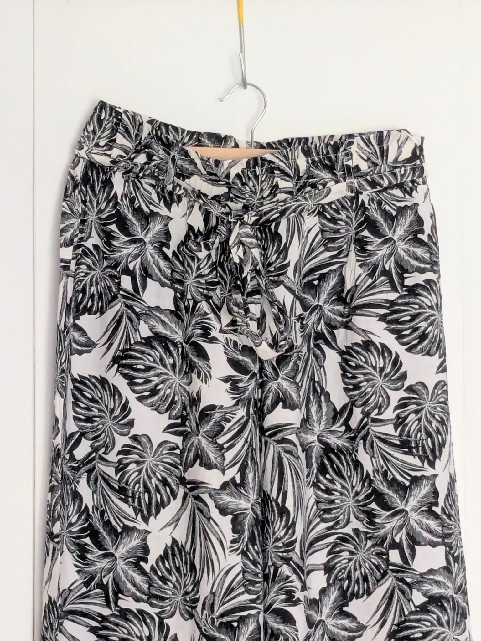 Image for Pantalon d'été fluide à motifs tropicaux