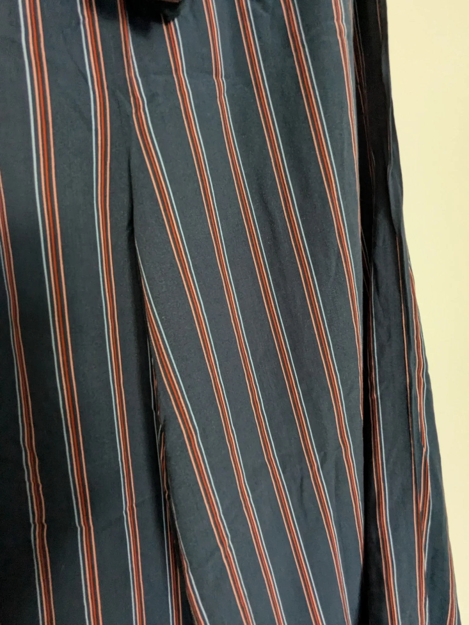 Image for Pantalon léger d'été à fines rayures