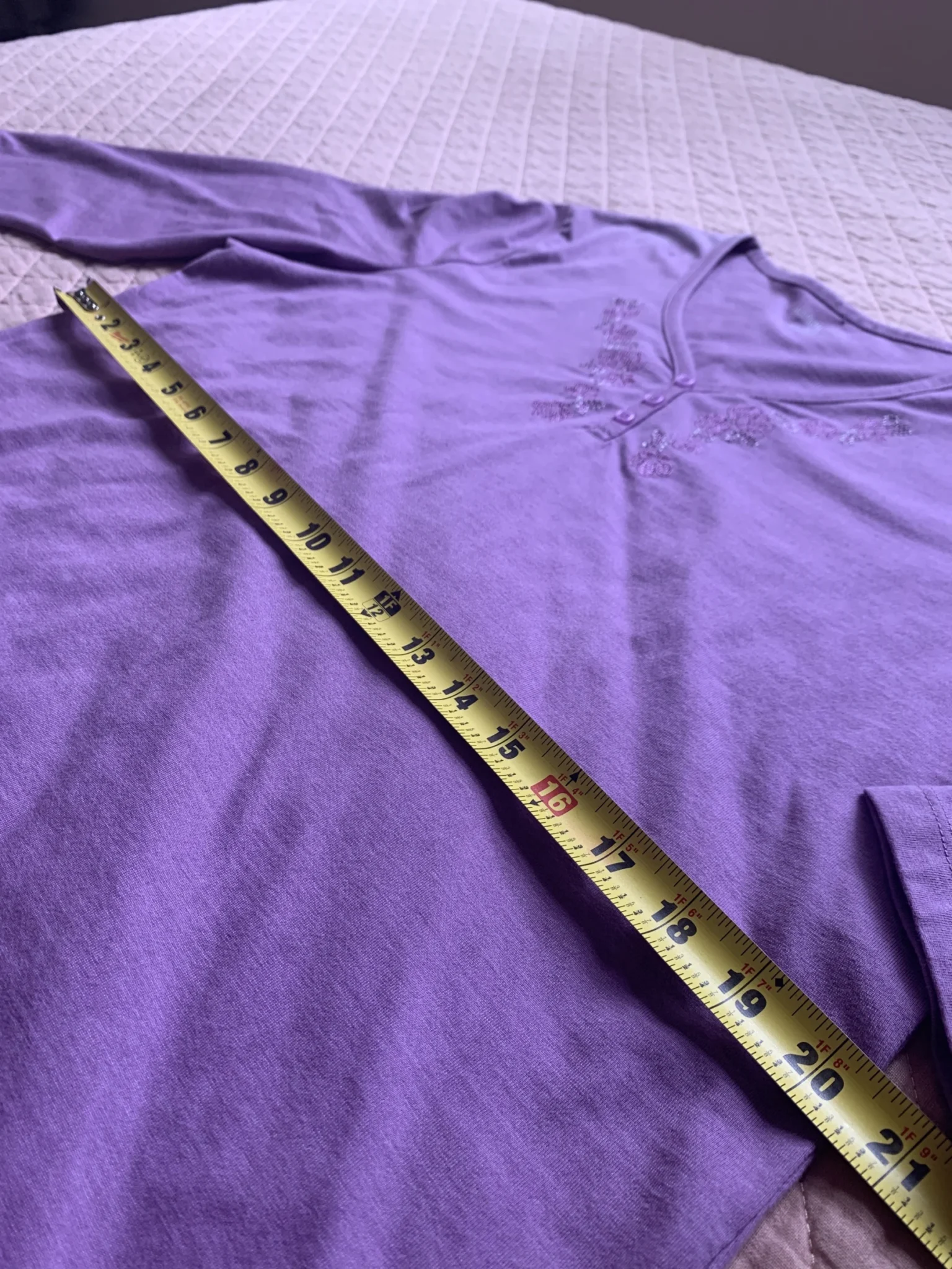Image for Allison Daley | Haut Henley brodé pour femme - Taille Médium