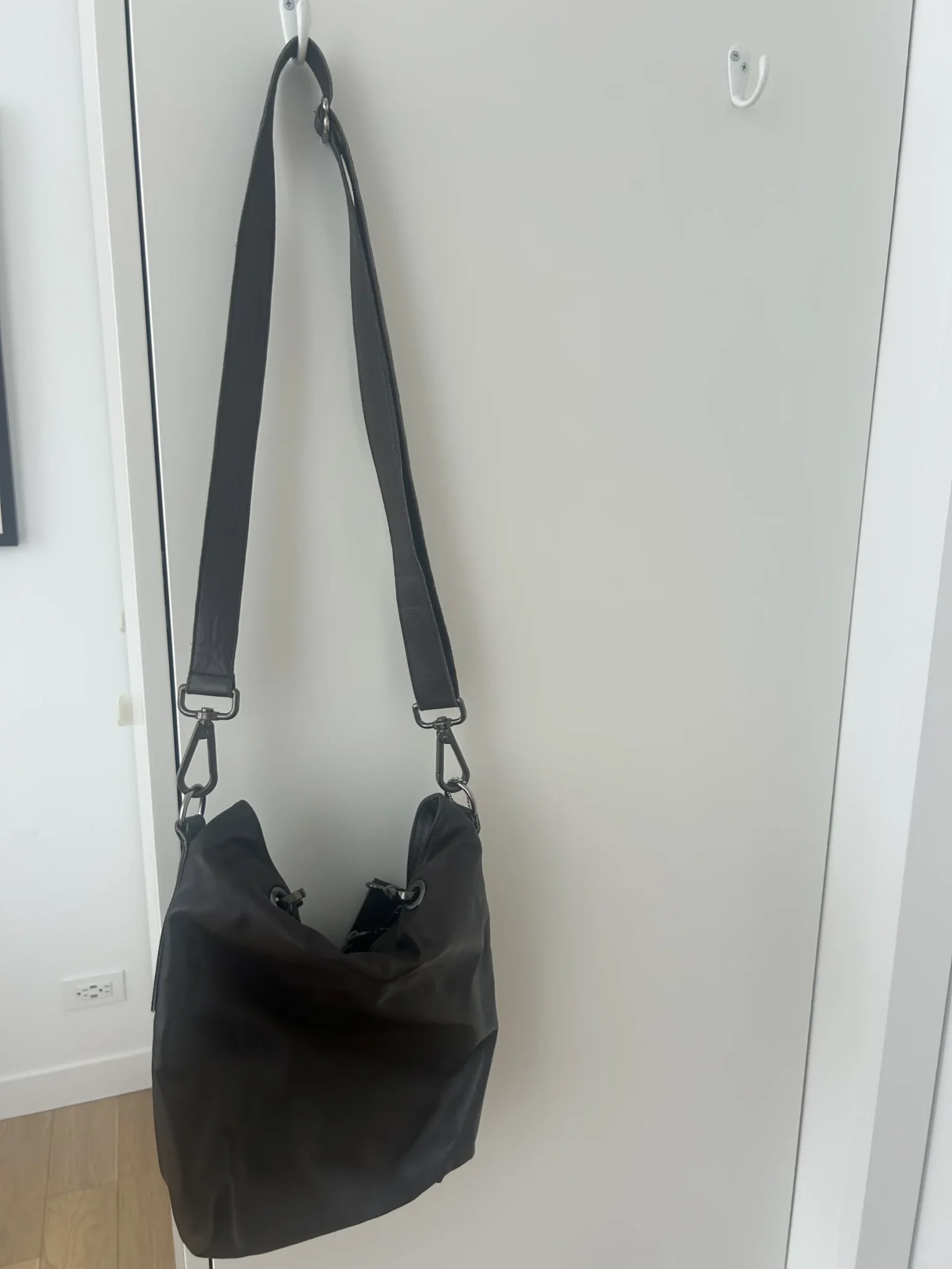Image for Sac à main brun en cuir Rudsak