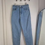 Featured thumbnail for Jean Twik Simons taille haute grandeur 27