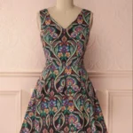 Featured thumbnail for Magnifique Robe neuve 1861