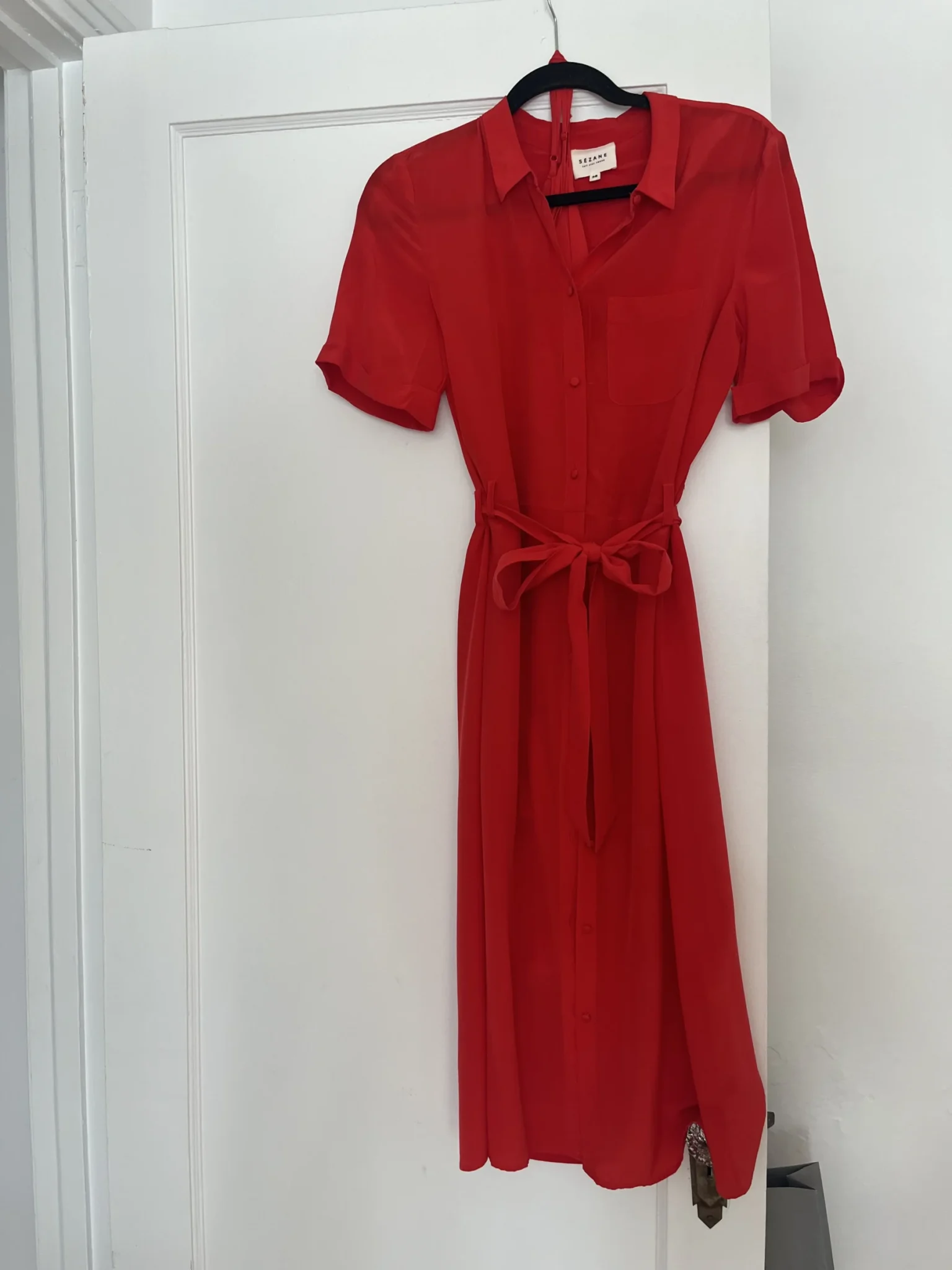 Featured image for Robe en soie Sézane