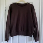 Thumbnail for Crewneck chocolat Uniqlo
