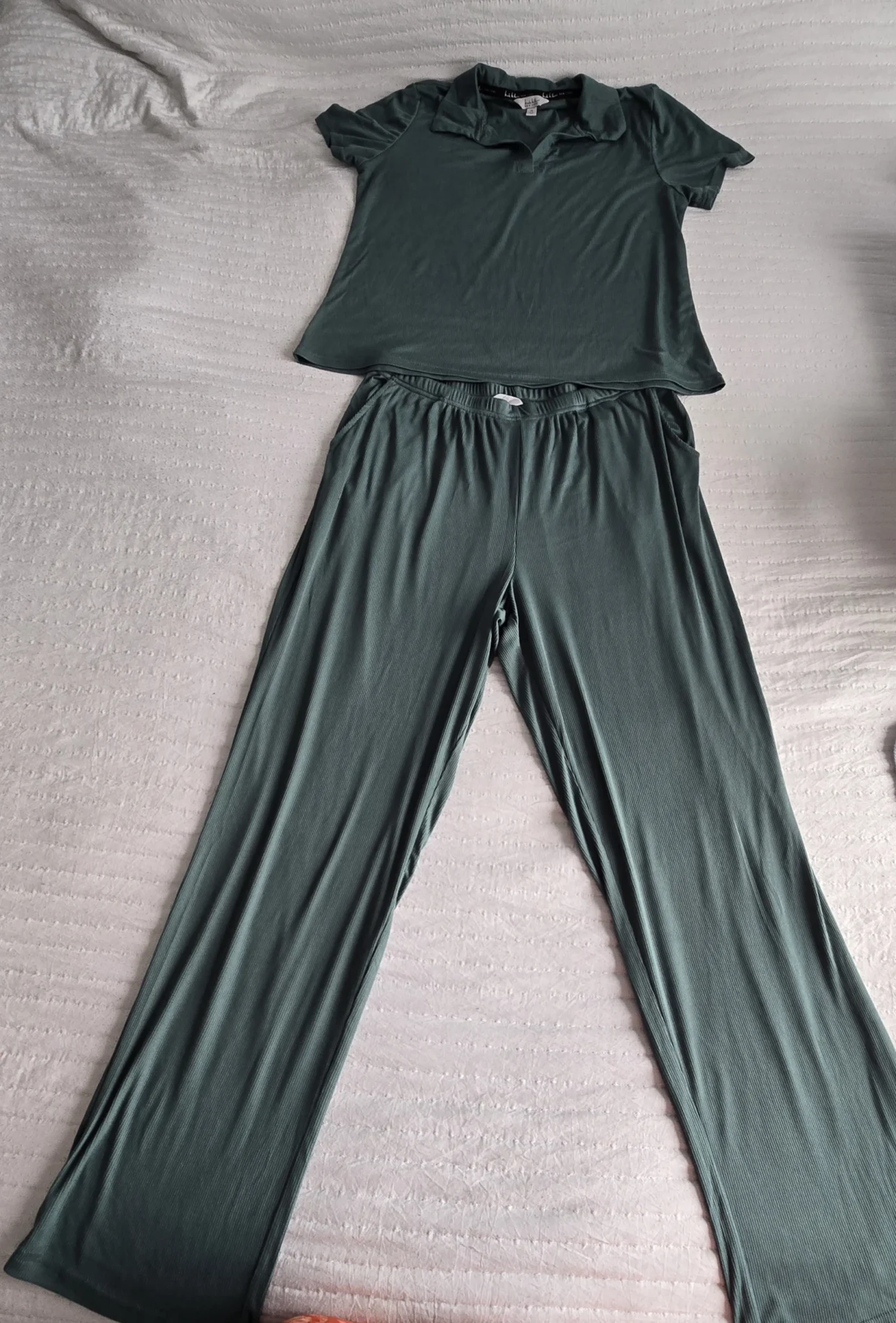 Image for Pyjama vert foncé à deux pièces