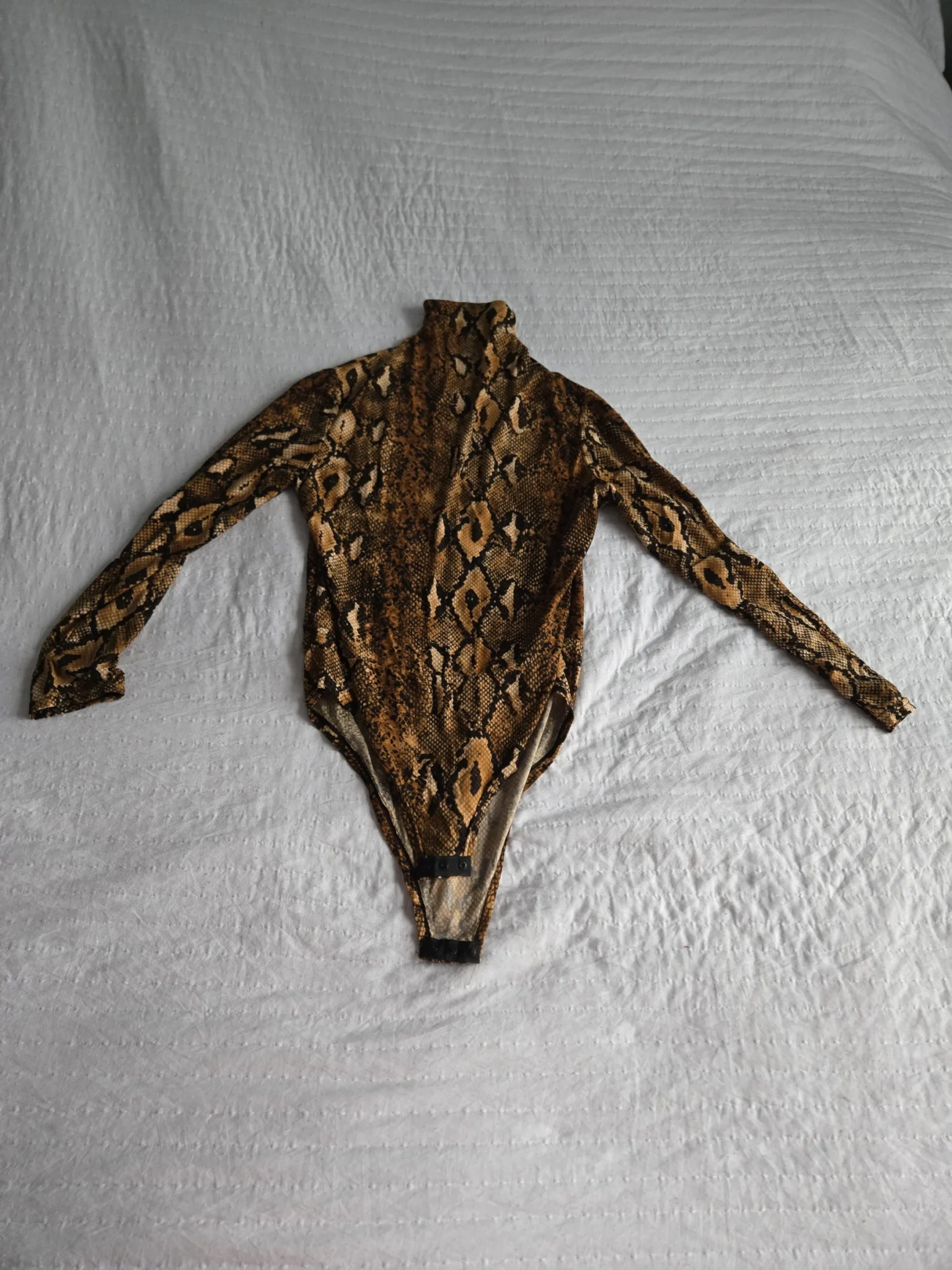 Image for Bodysuit serpent imprimé long body à manches longues - Brown