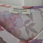 Thumbnail for Blouse fleurie courte Dailystory