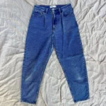 Featured thumbnail for Curve Love High Rise 80s Mom Jeans (Size 8/29)