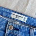 Thumbnail for Curve Love High Rise Mom Jeans (Size 6/28)