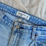 Thumbnail for Curve Love High Rise 80s Mom Jeans (Size 8/29)