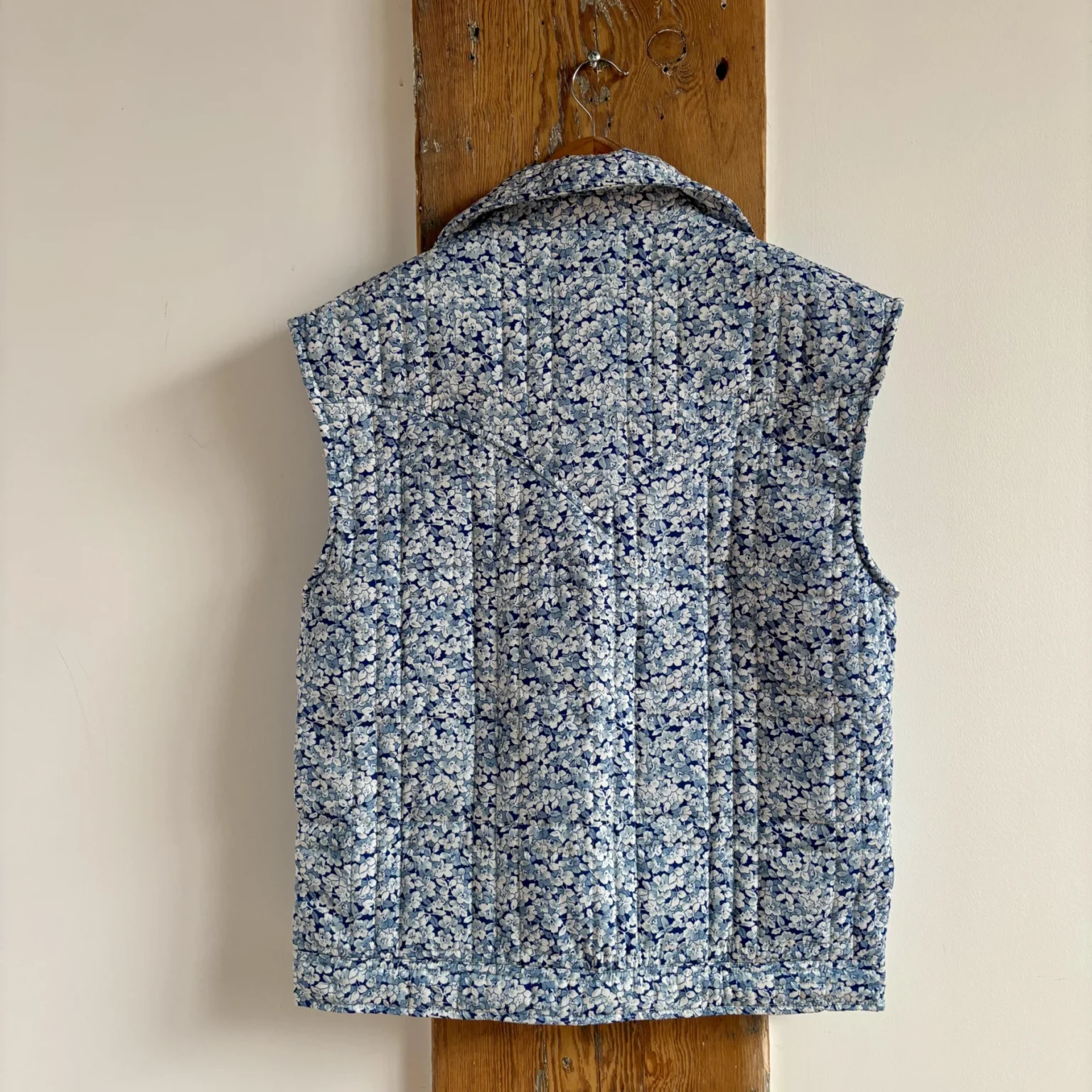 Image for Magnificent sleeveless jacket