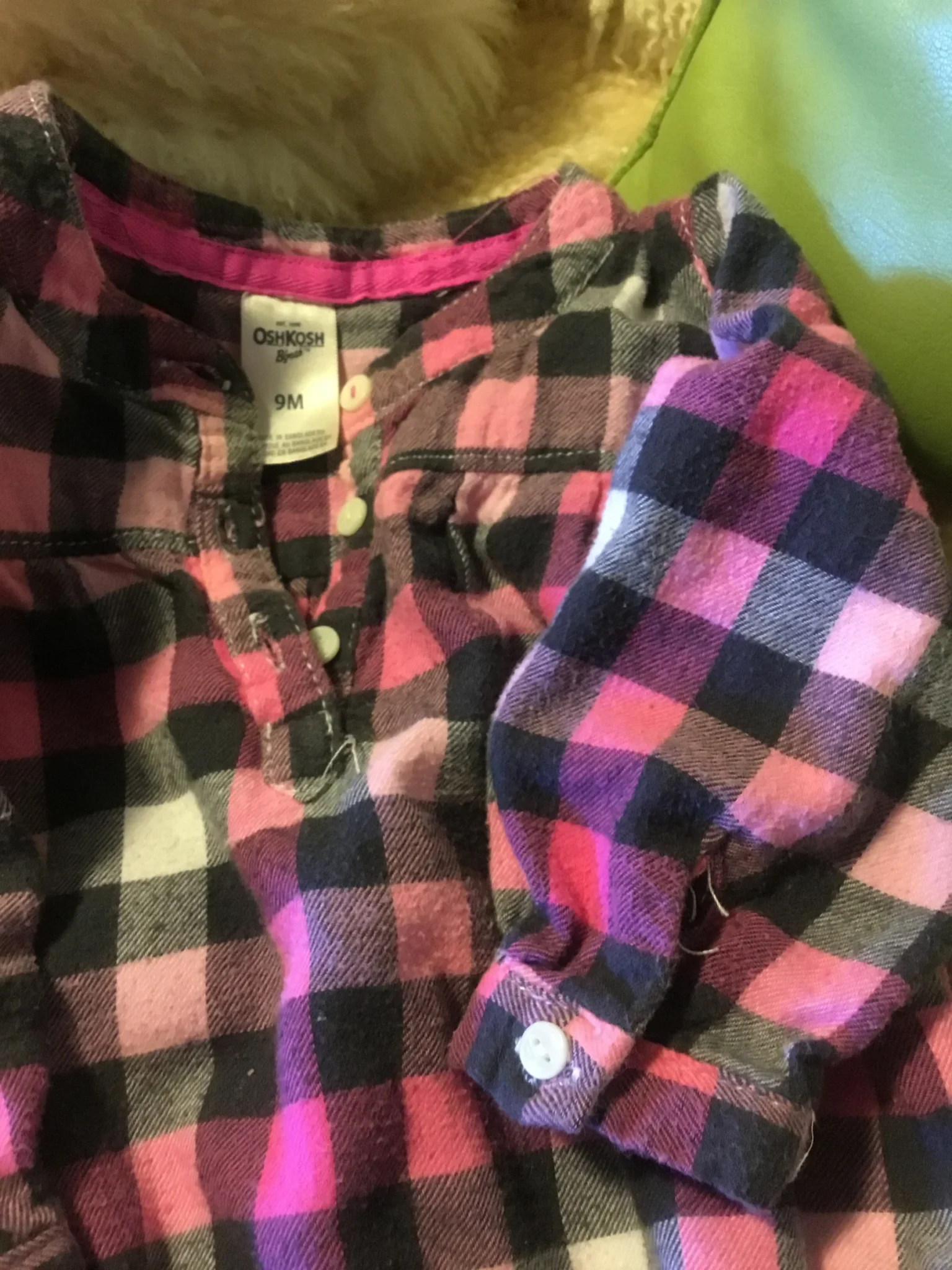 Image for Cache couche OshKosh manches longues en flanelle 9 mois