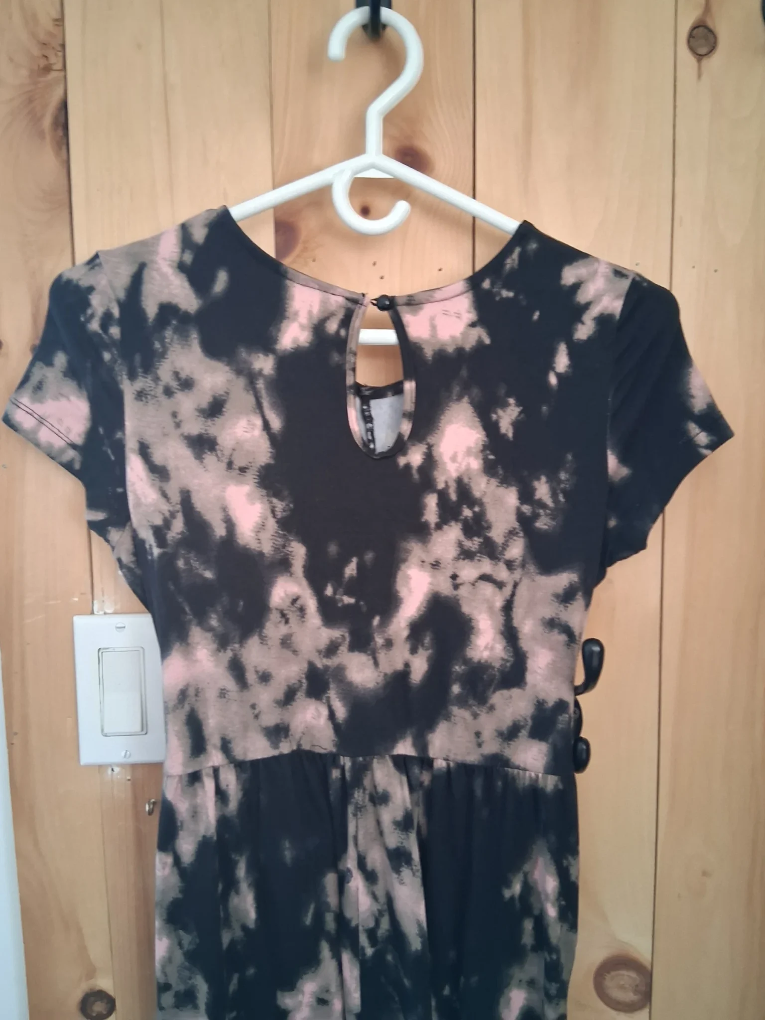 Image for One-piece black and pink.