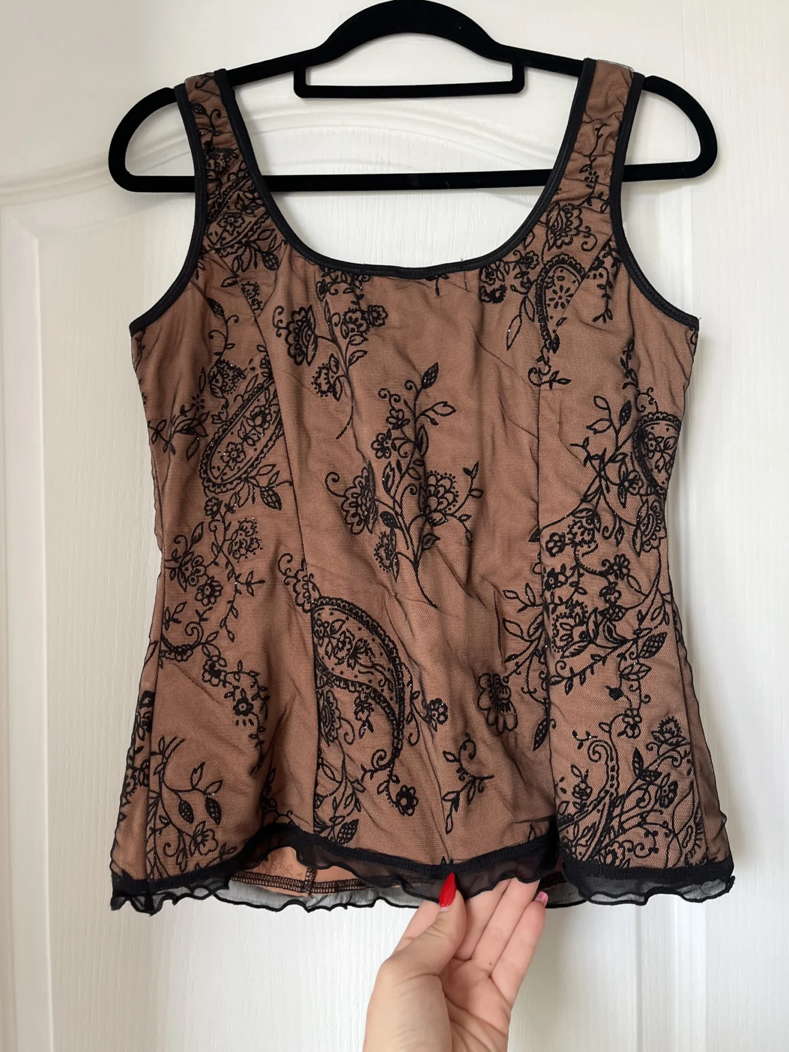 Image for Mélanie Lyne top with black lace and flesh-coloured lining, size M