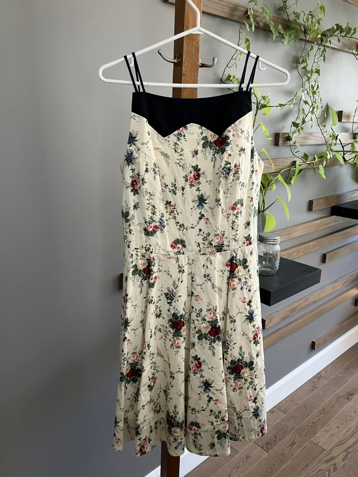Featured image for Robe Annie 50 - compagnie québécoise