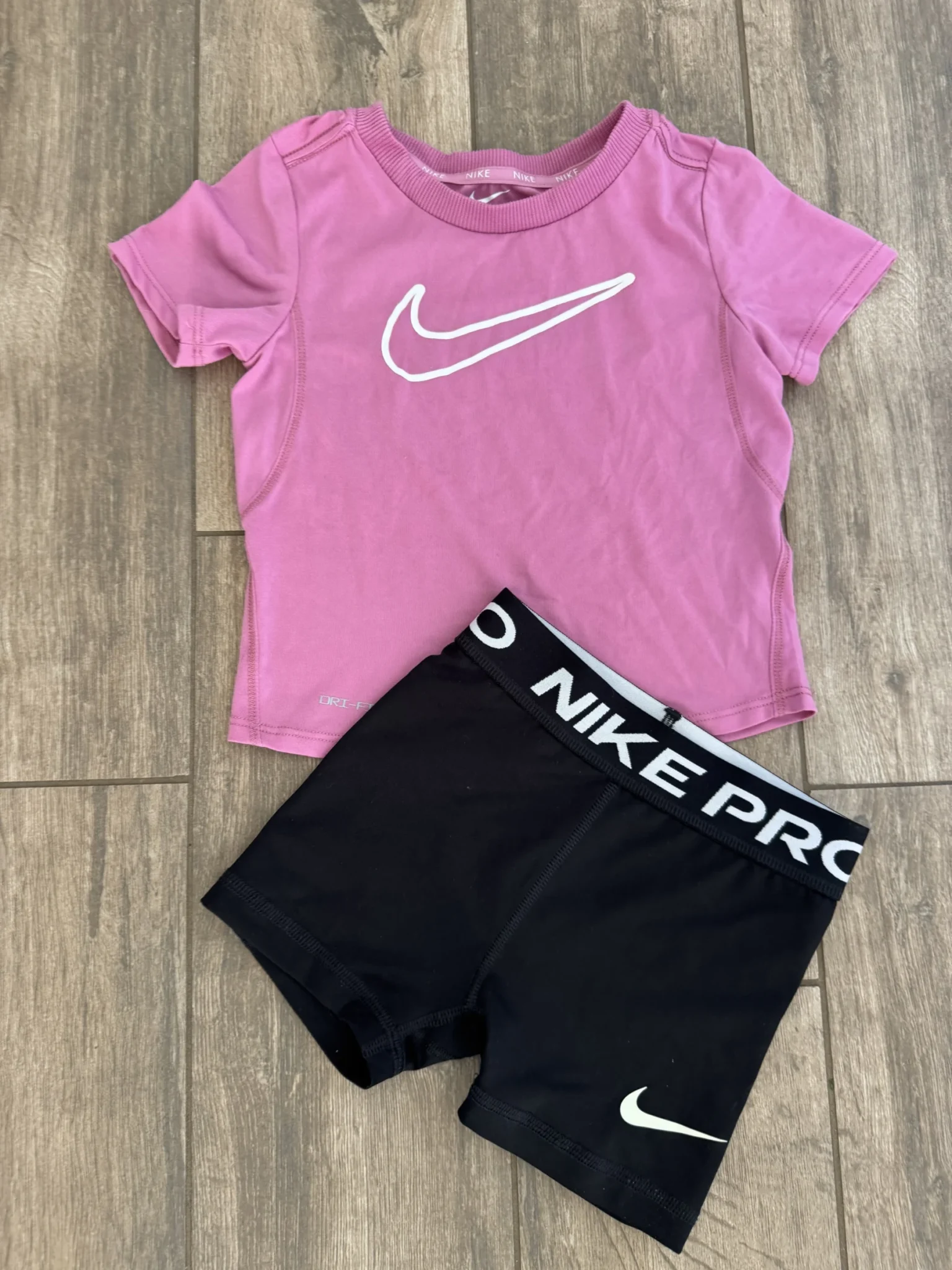 Featured image for 2-3 ans - Ensemble de sport Nike