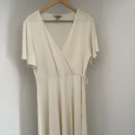 Featured thumbnail for Robe mi-longue blanc-crème H&M