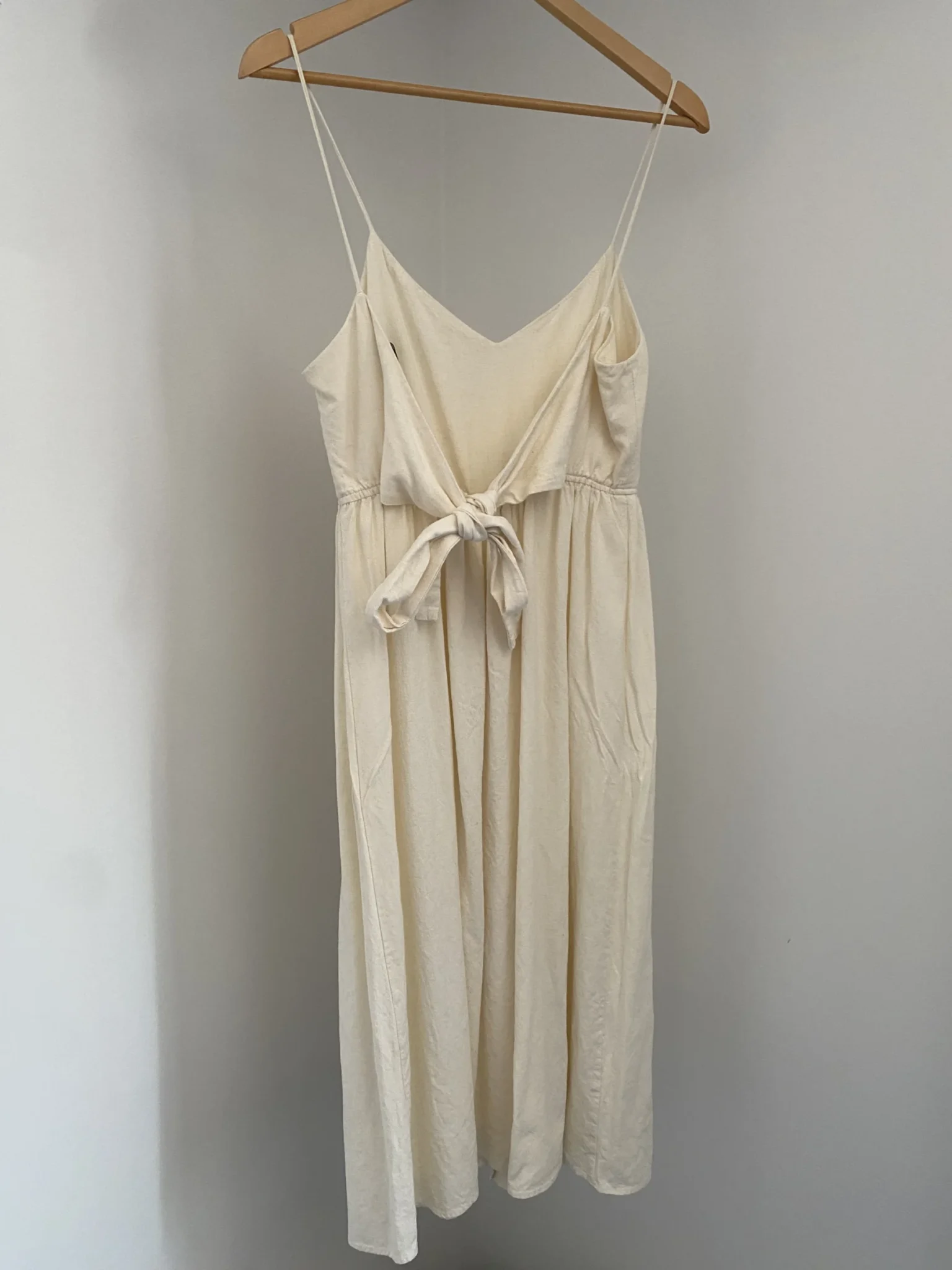 Image for Zara mid-length dress in linen