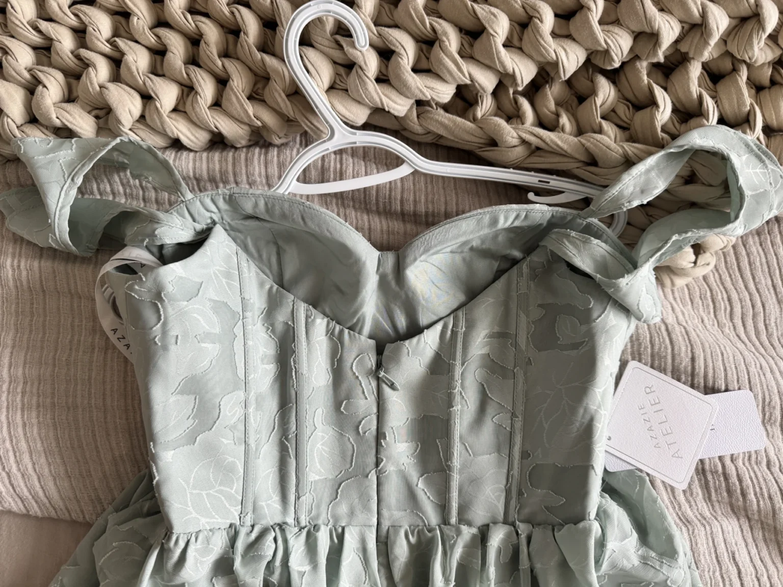 Image for New green/pistachio midi-length dress (Azazie)