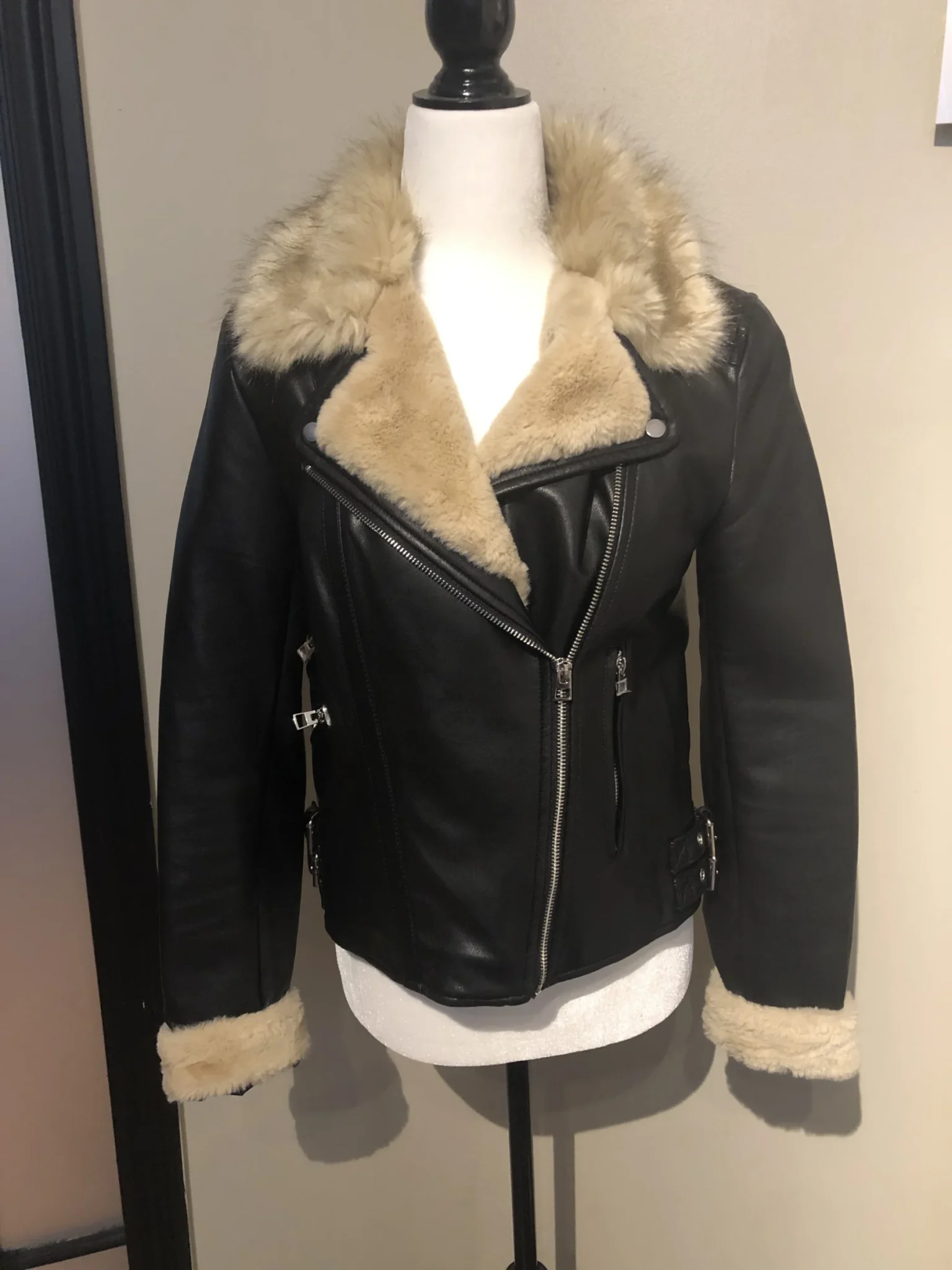 Featured image for Veste vero moda taille M