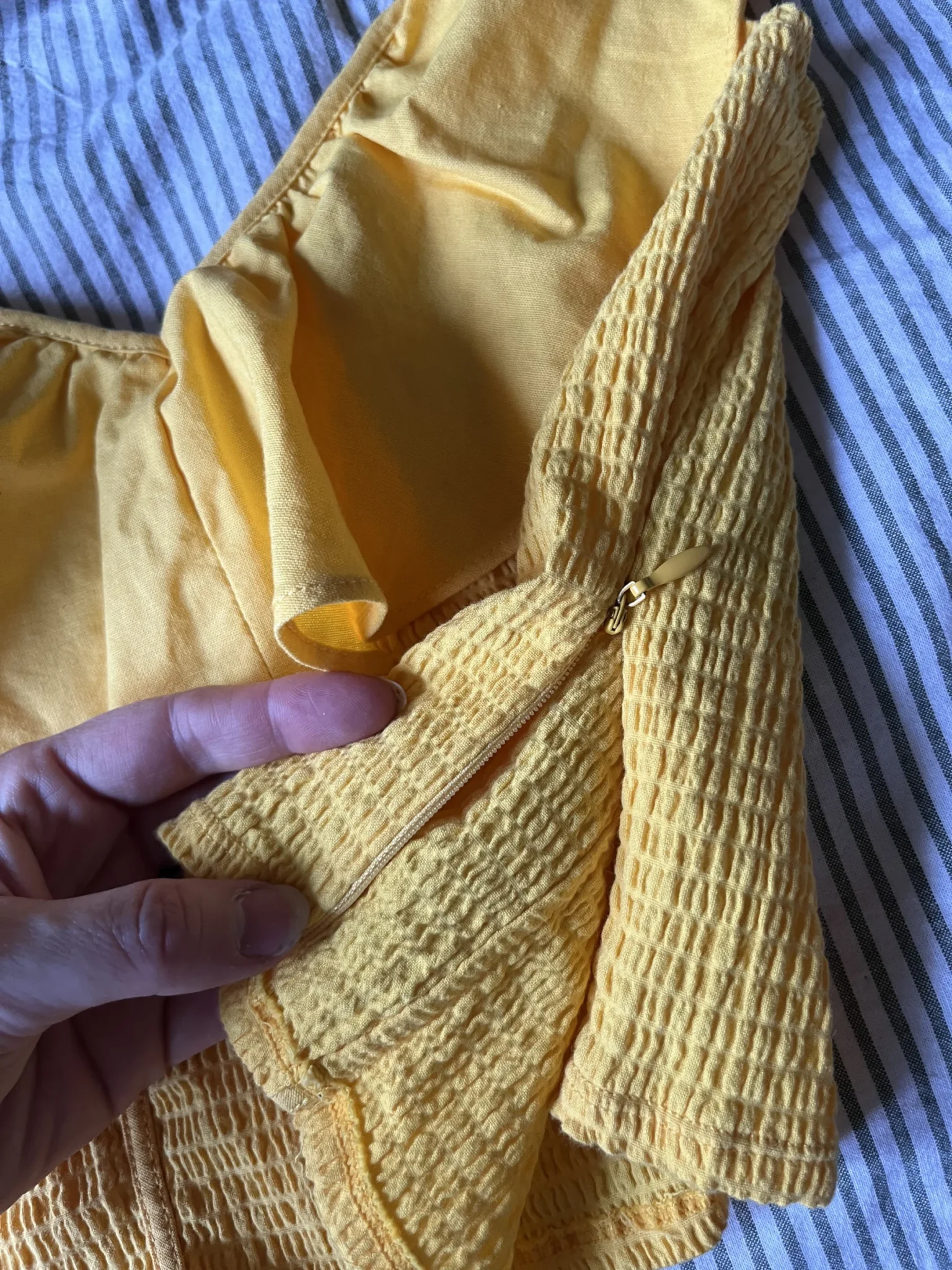 Image for Haut jaune Guess