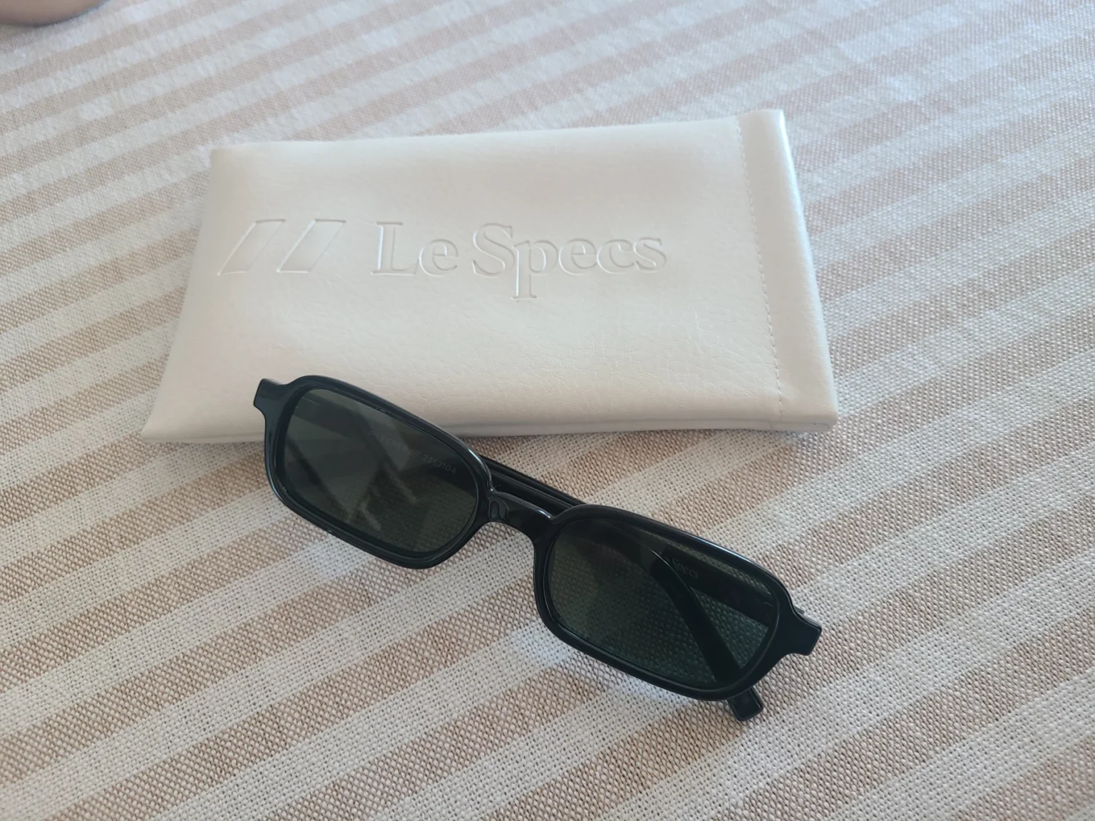 Featured image for Lunettes de soleil Les Specs