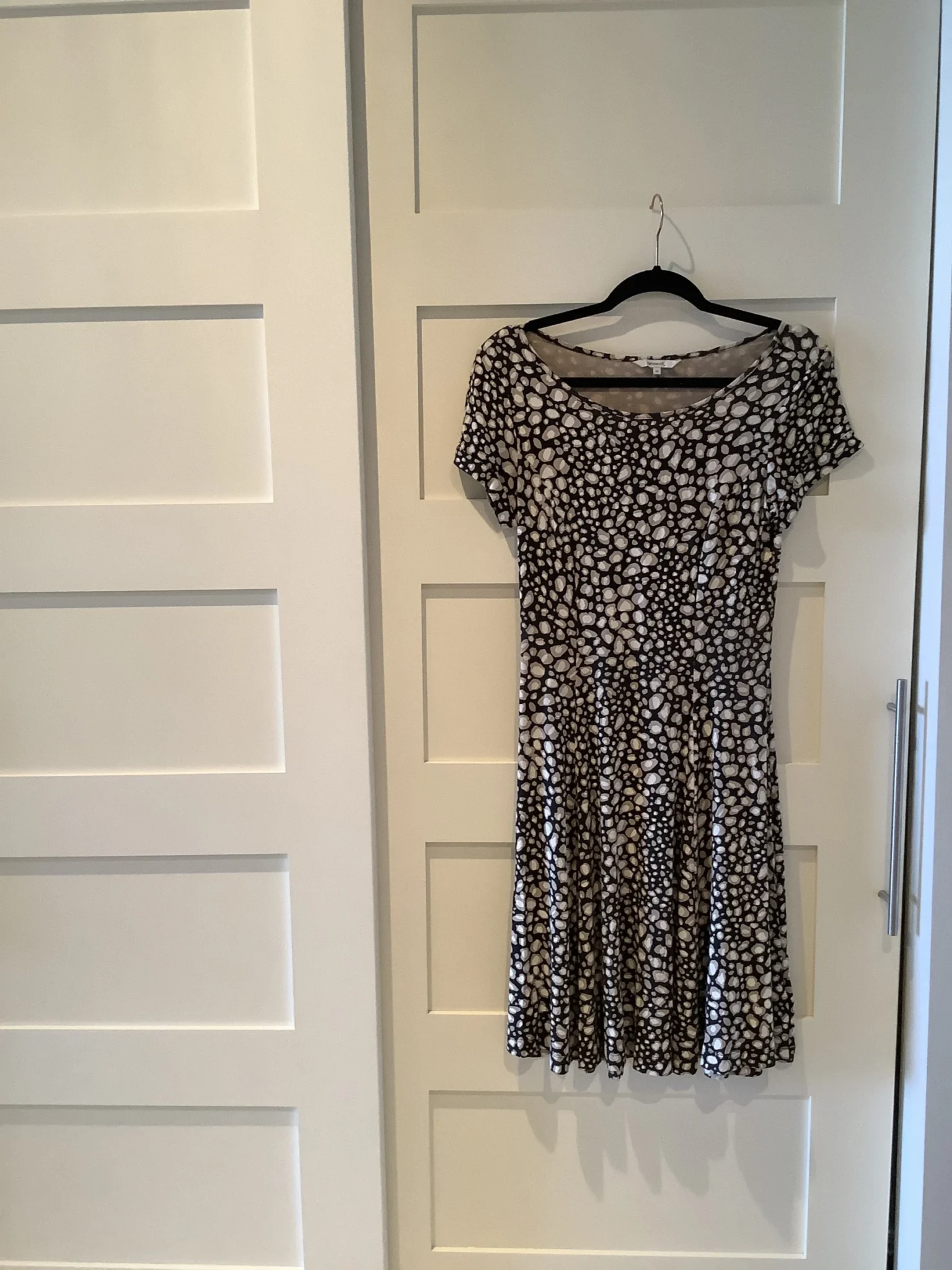 Featured image for Casual chic dress