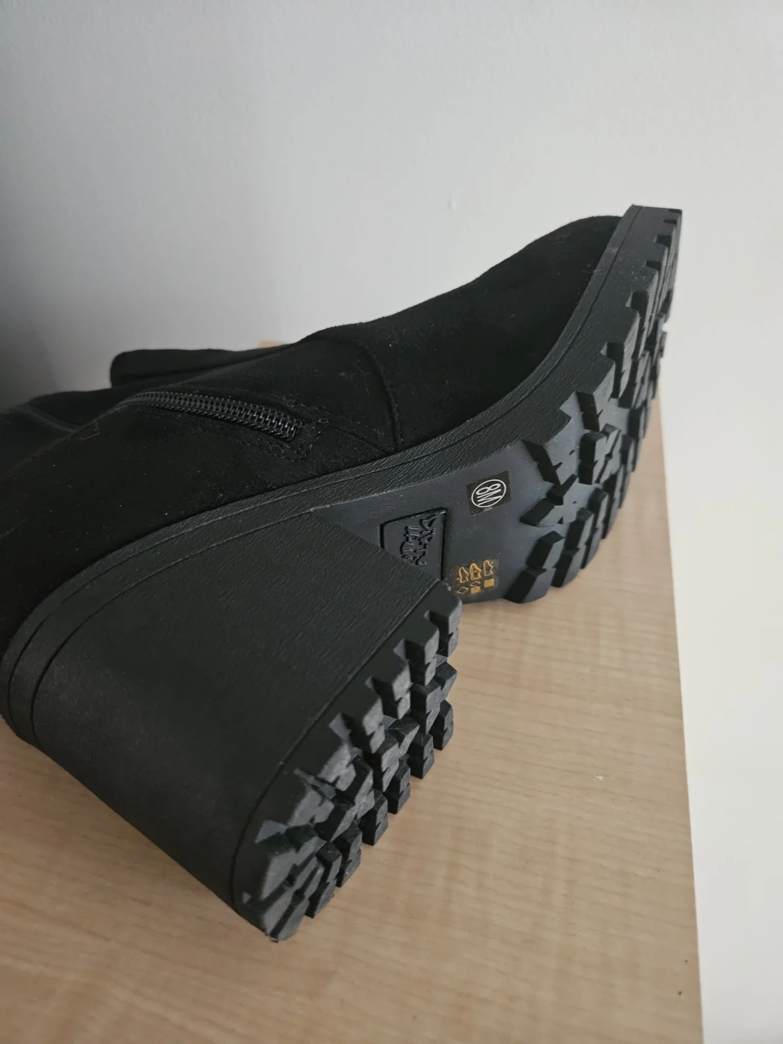 Image for Bottes en suède impeccable