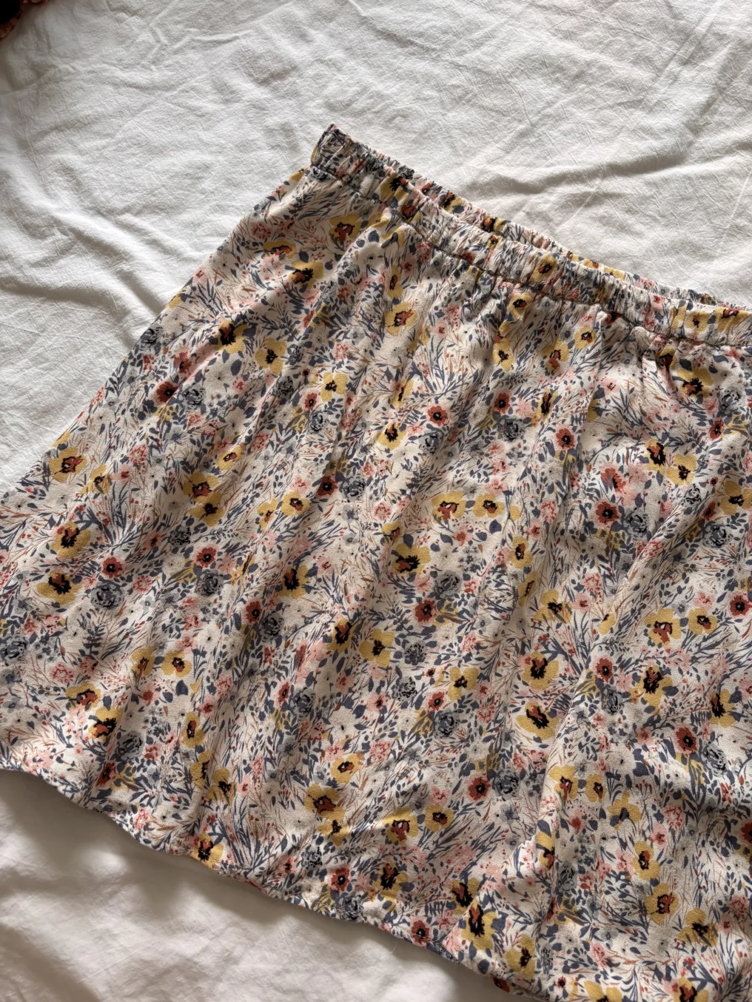 Image for Essentiels skirt