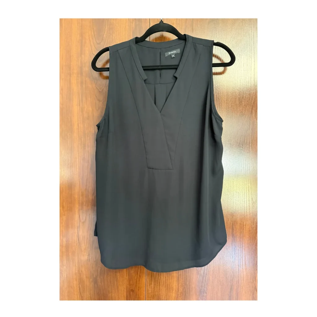 Featured image for RW&CO sleeveless black blouse - elegant work top size L ( medium )