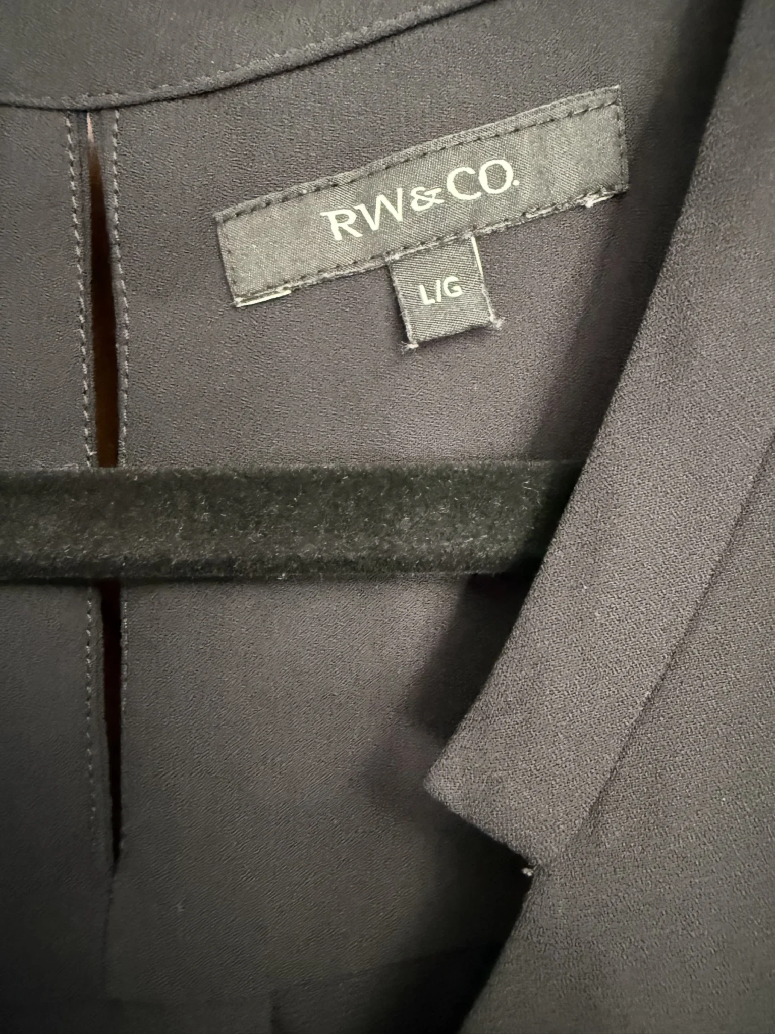 Image for RW&CO sleeveless black blouse - elegant work top size L ( medium )