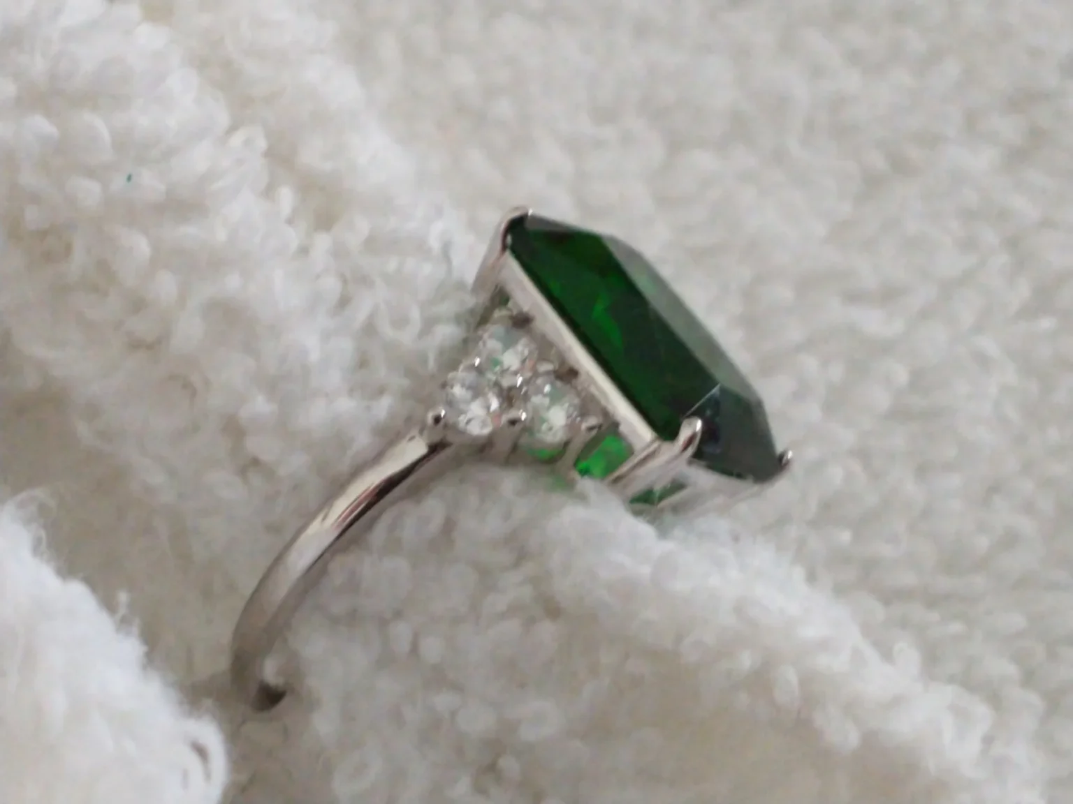 Featured image for Bague Margarita par Tocara
